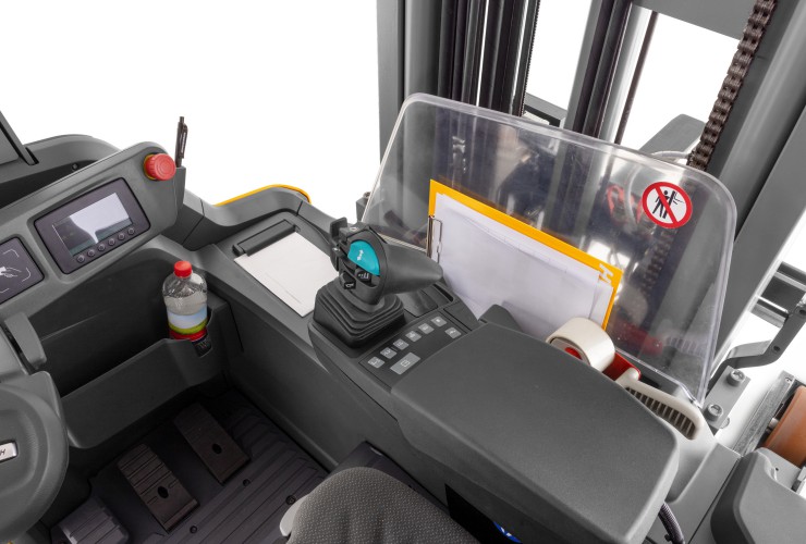 Spacious operator compartment with plenty of storage space to keep operators happy and productive.