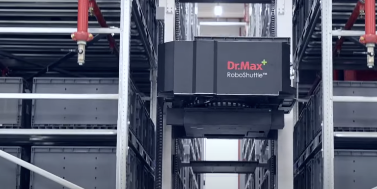 Geekplus Europe Roboshuttle + P40 Tote to Person Solution with Dr  Max Italy